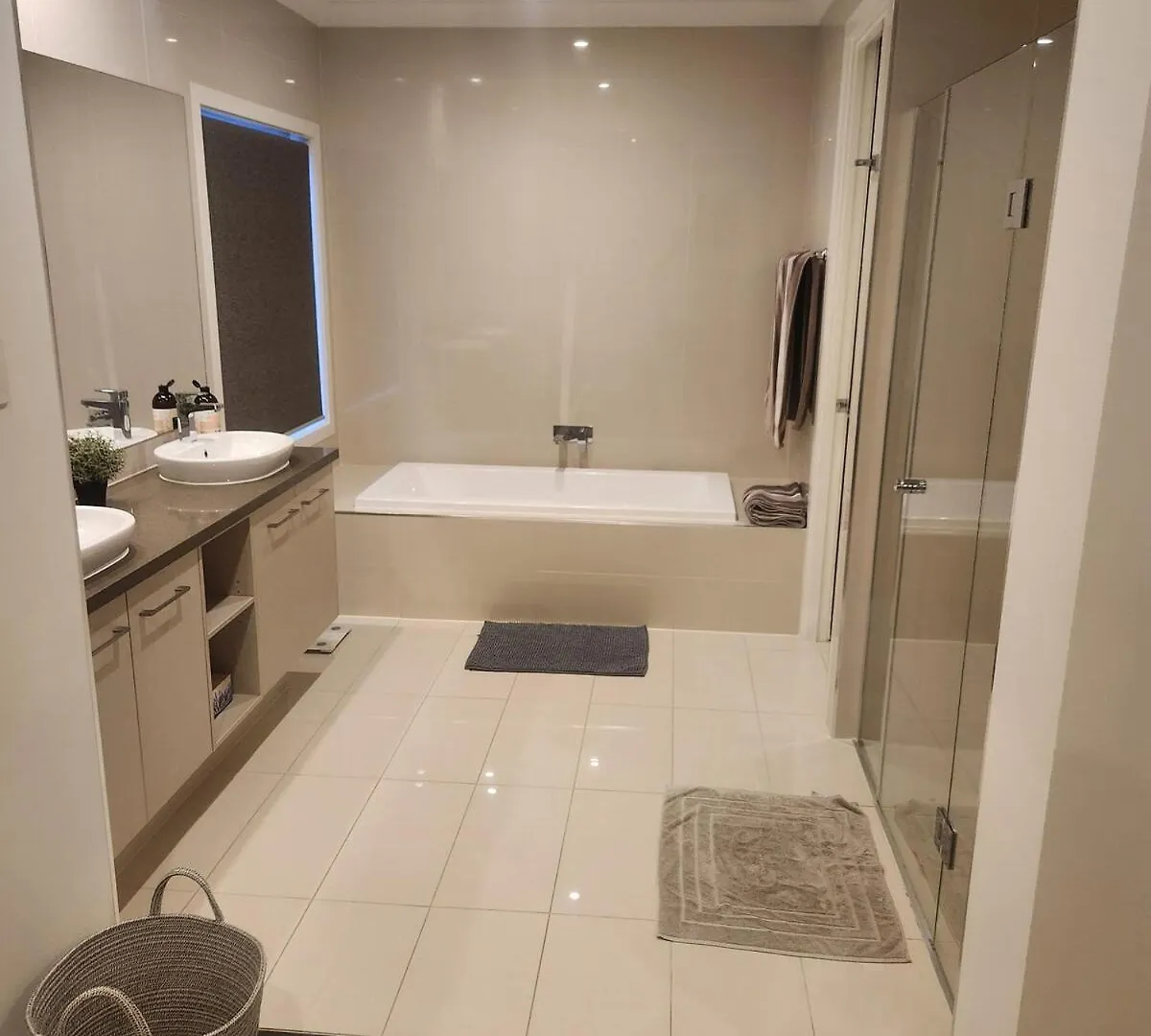 Chevron Island Holiday Home Surfers Paradise Gold Coast