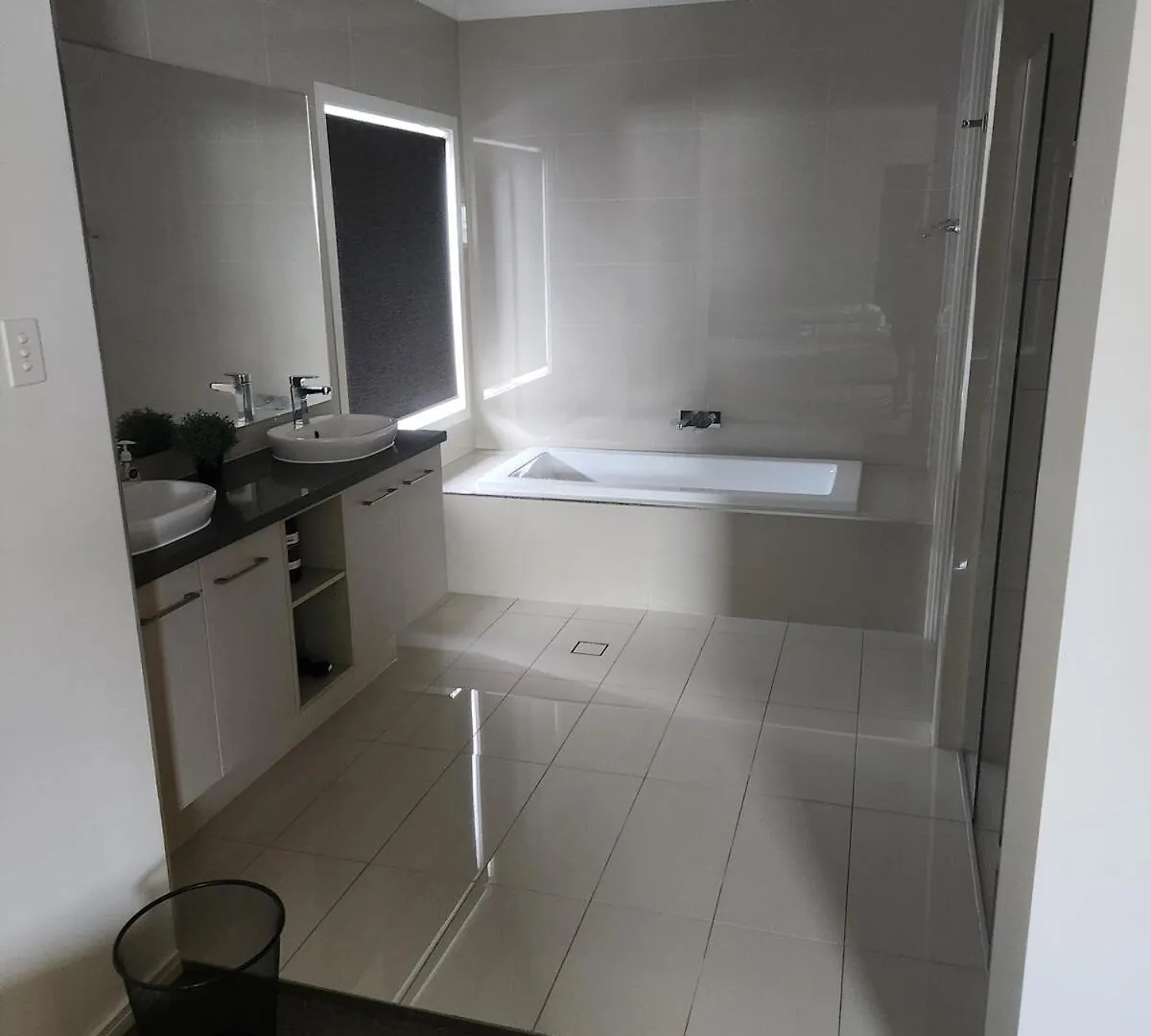 Chevron Island Holiday Home Surfers Paradise Gold Coast